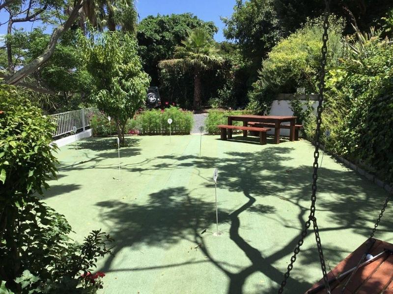 Ocean Golf Guest House image
