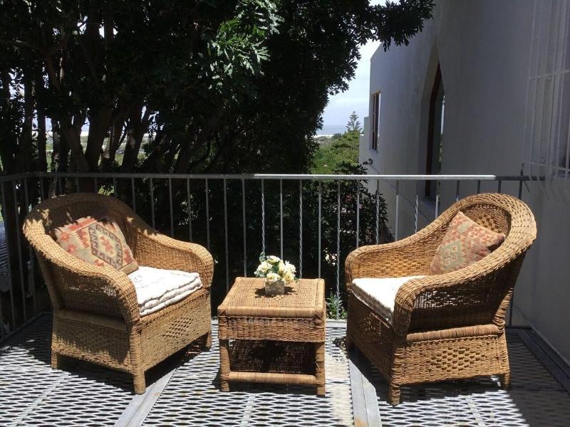 Ocean Golf Guest House image