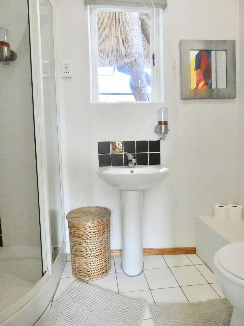 Ocean Golf Guest House image