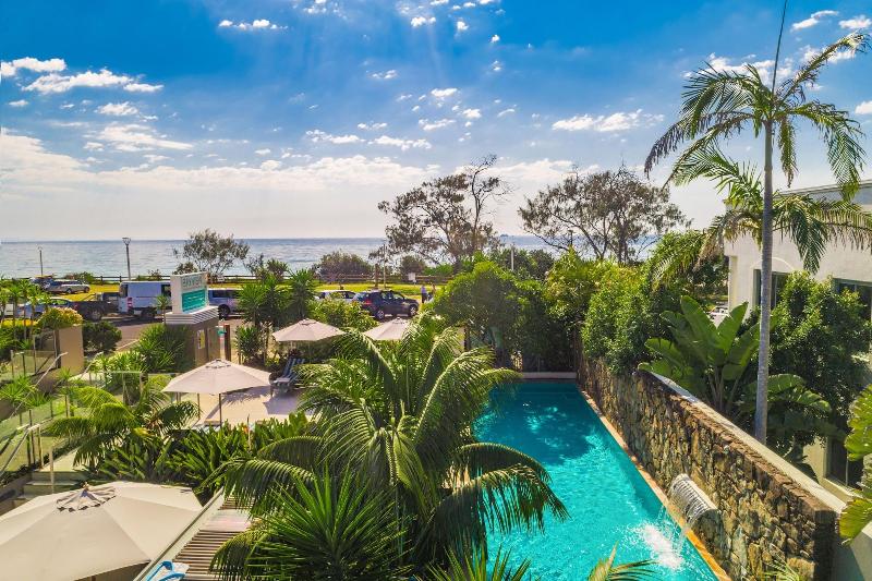 Bayview Beachfront Apartments image