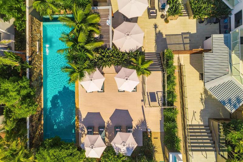 Bayview Beachfront Apartments image