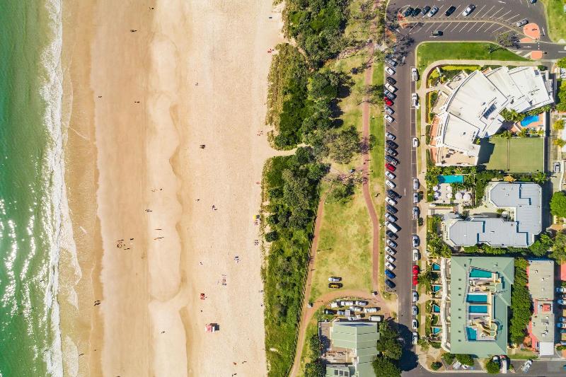 Bayview Beachfront Apartments image