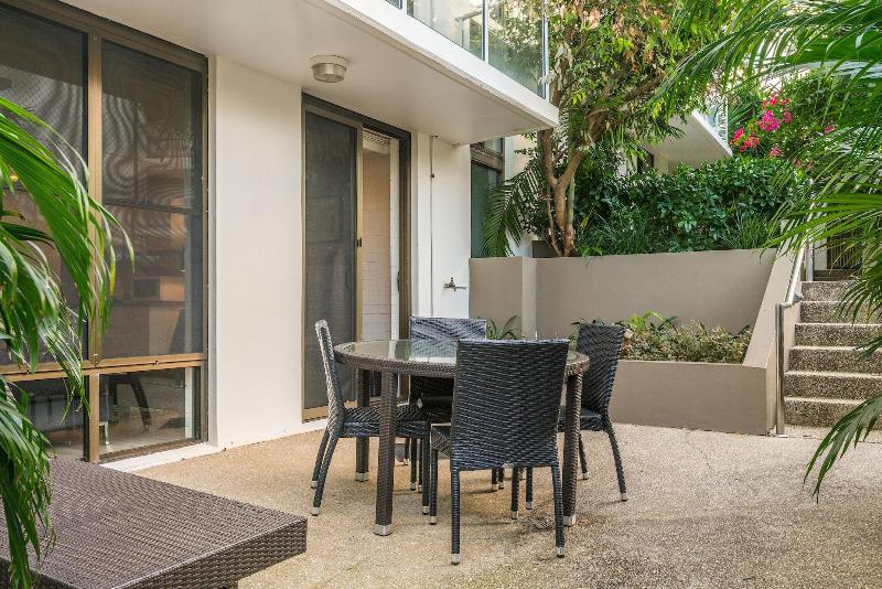 Bayview Beachfront Apartments image