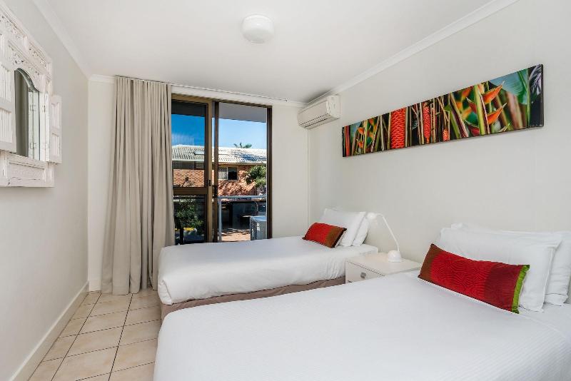Bayview Beachfront Apartments image