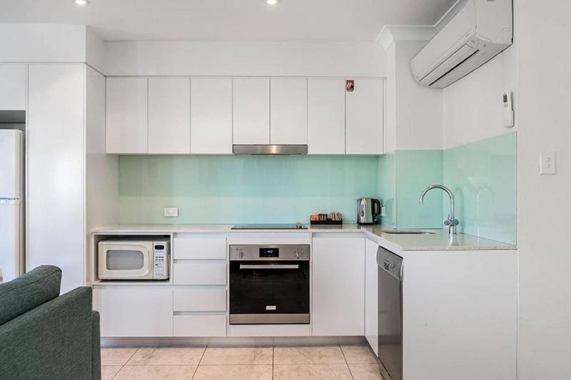 Bayview Beachfront Apartments image