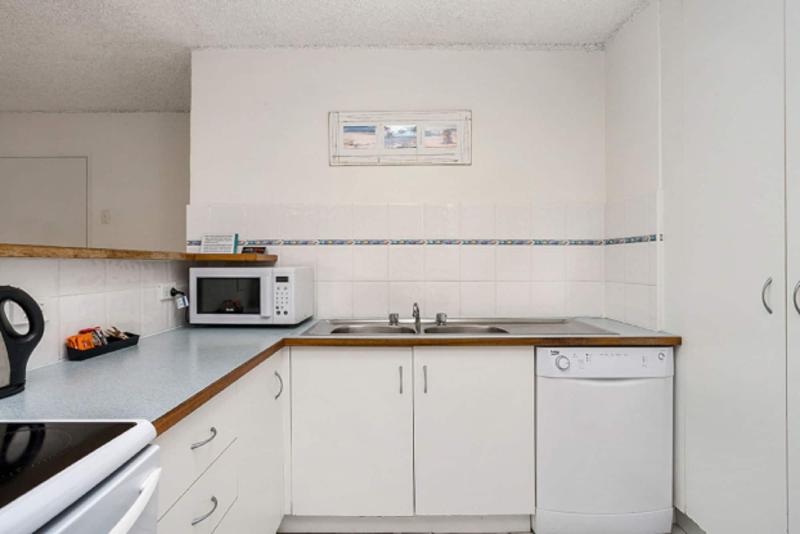 Bayview Beachfront Apartments image