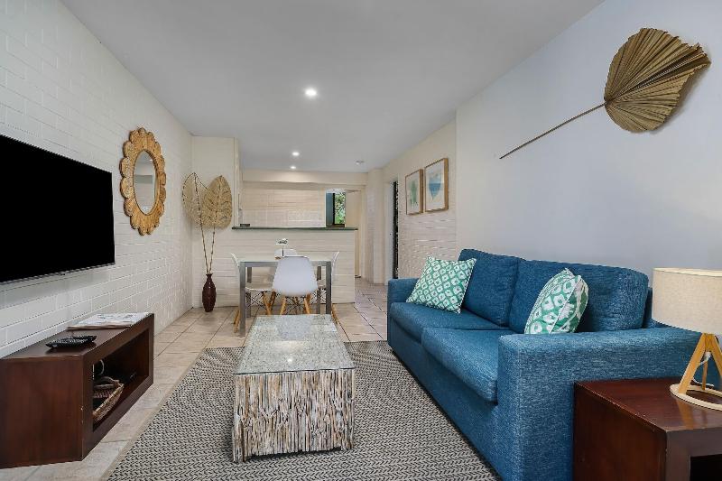 Bayview Beachfront Apartments image