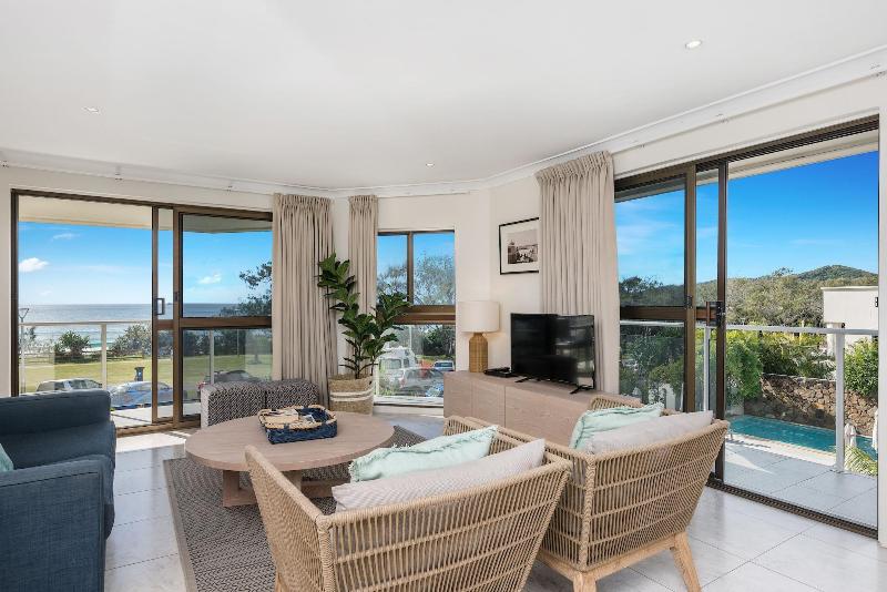 Bayview Beachfront Apartments image