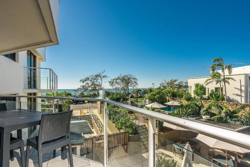 Bayview Beachfront Apartments image
