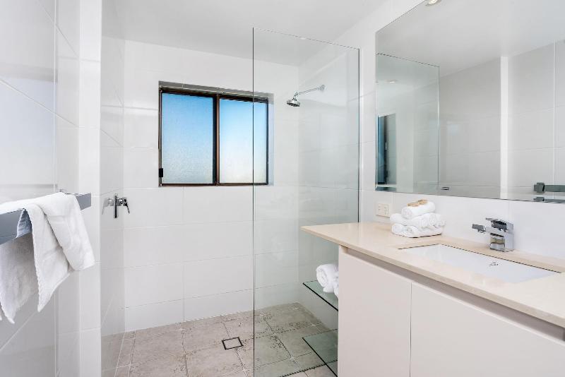 Bayview Beachfront Apartments image