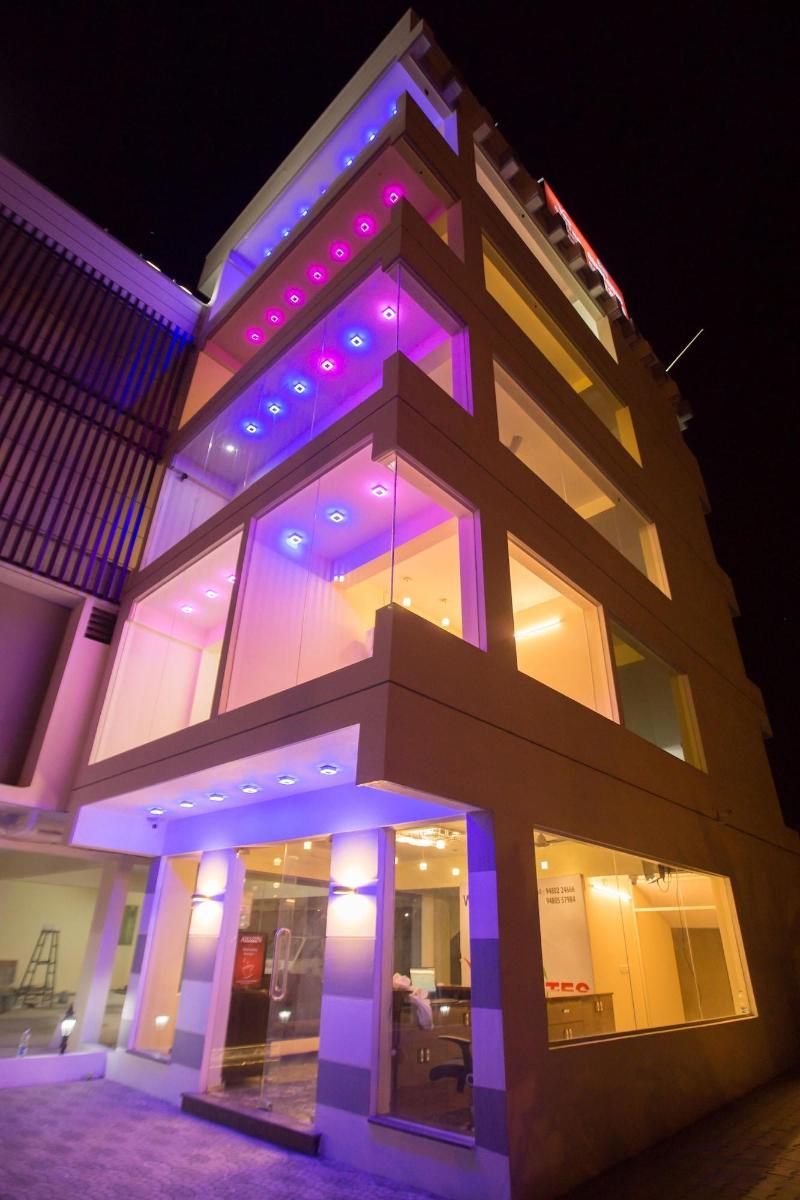 Vee Suites Bangalore image