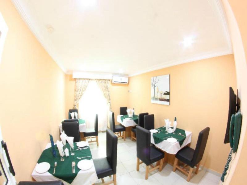 Celia's Suites