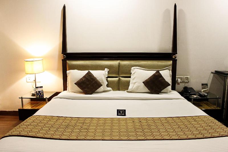 3558 Hotel Le Grand image