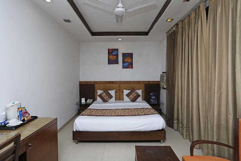 3558 Hotel Le Grand image
