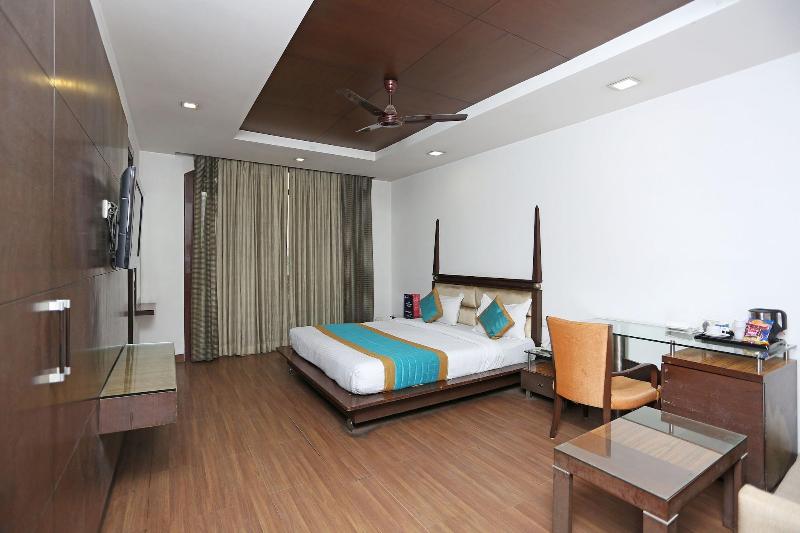 3558 Hotel Le Grand image