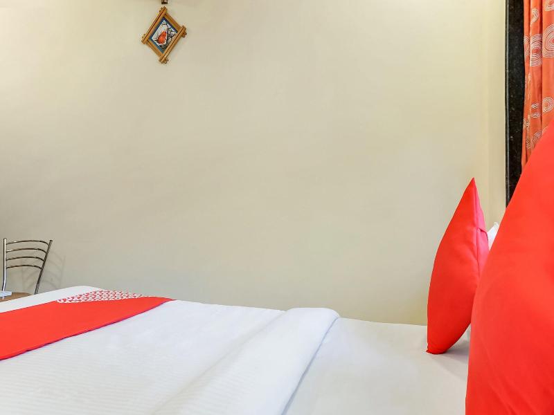 28109 Regent Hotel image