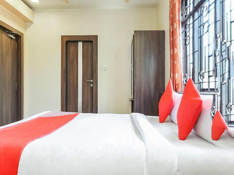 28109 Regent Hotel image