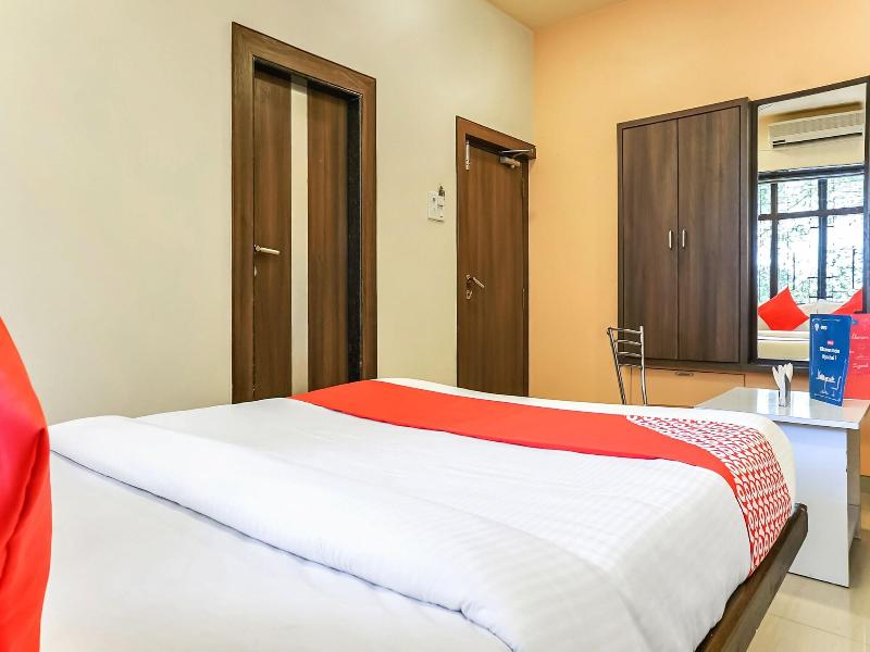 28109 Regent Hotel image