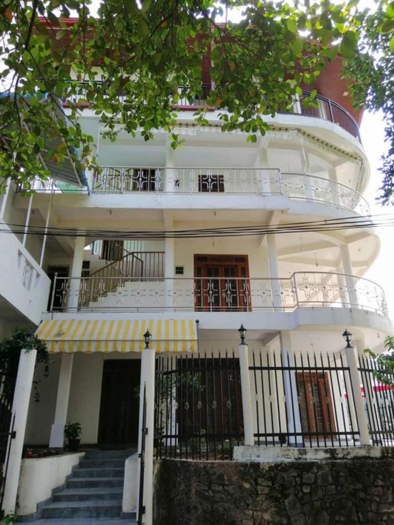 Chef Guru Hotels image