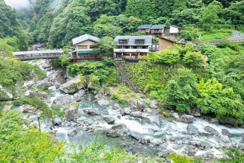 Nakatsukeikoku Yunomori — general view