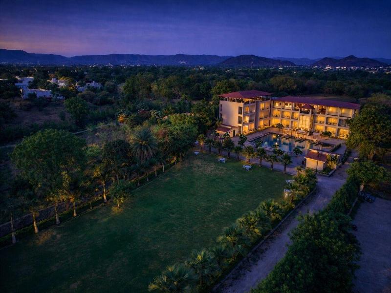 Villa Le Palms Resort & Spa image