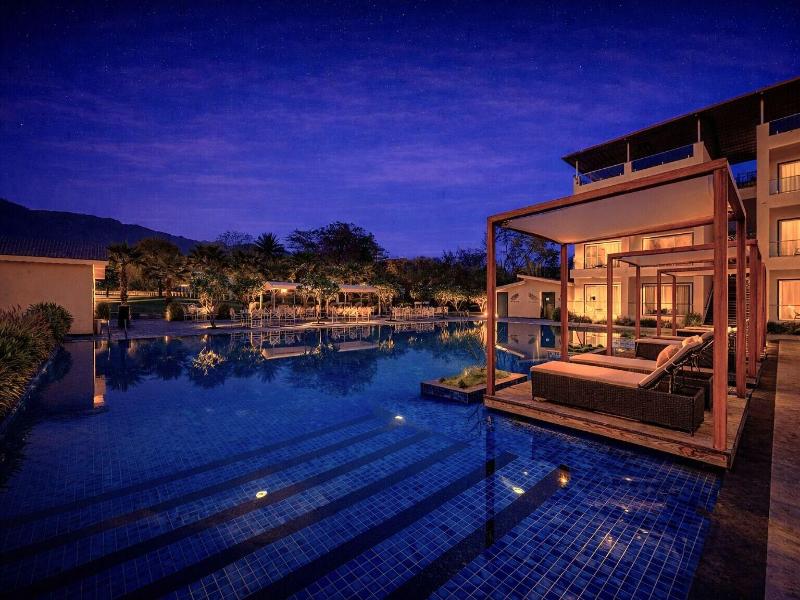 Villa Le Palms Resort & Spa image