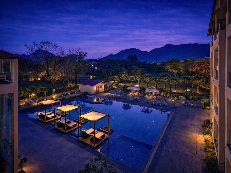 Villa Le Palms Resort & Spa image