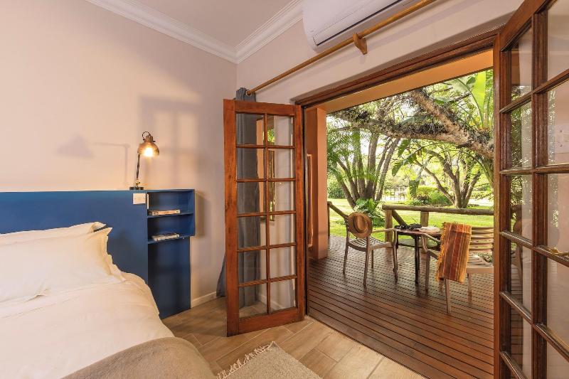 Sedia Riverside Hotel image