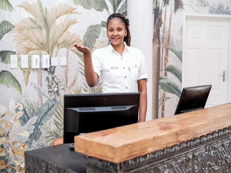 Sedia Riverside Hotel image