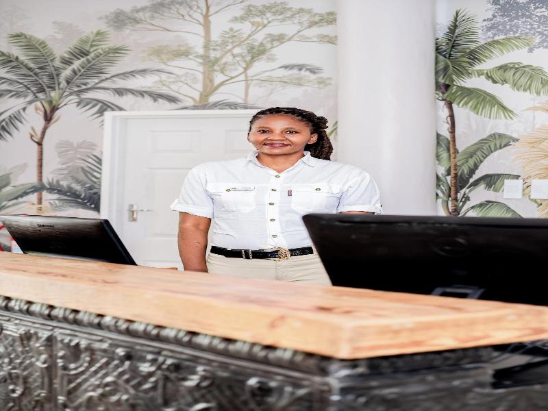 Sedia Riverside Hotel image