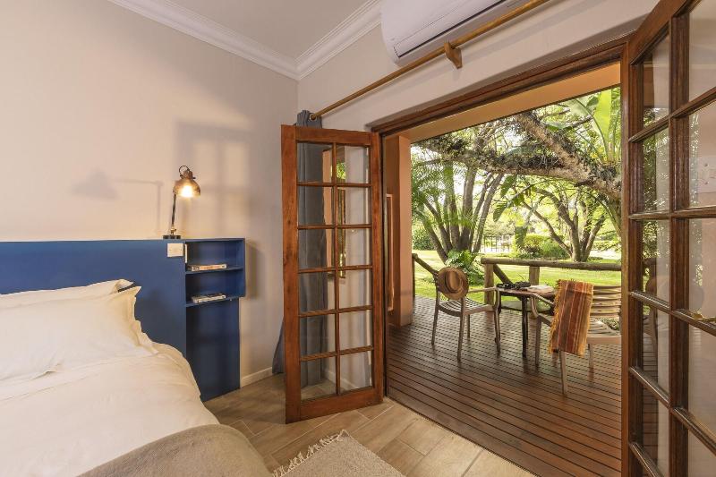Sedia Riverside Hotel image