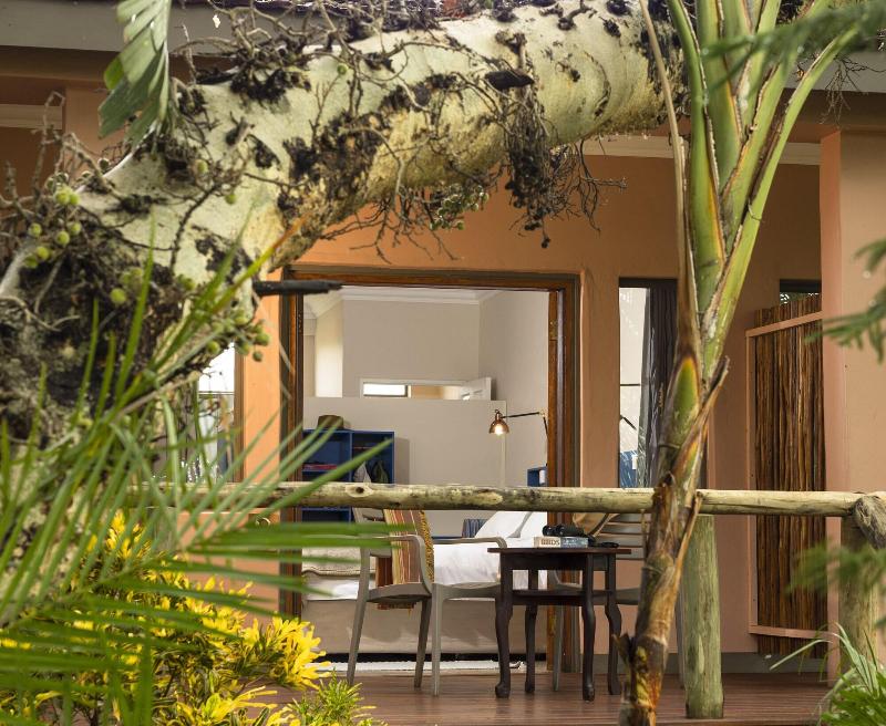 Sedia Riverside Hotel image