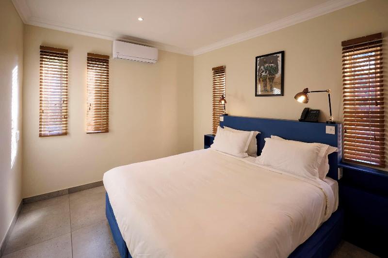 Sedia Riverside Hotel image