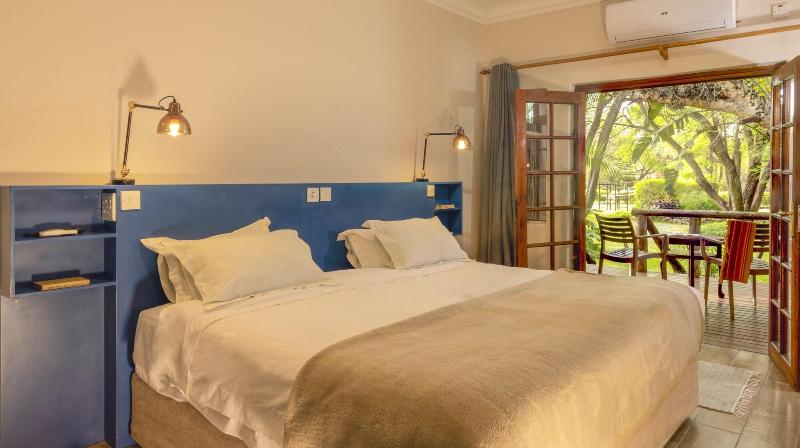Sedia Riverside Hotel image