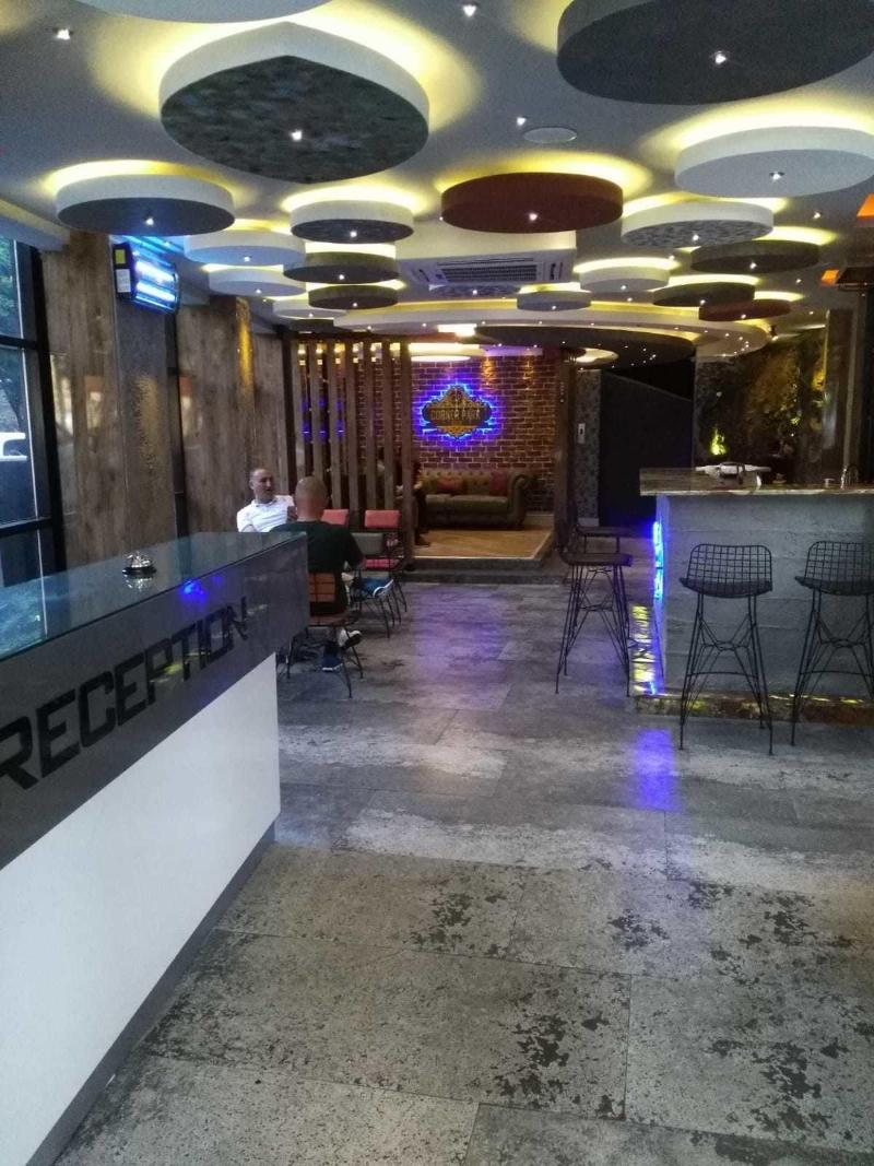 Corner Park Suites image