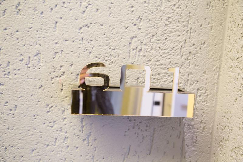 Corner Park Suites image