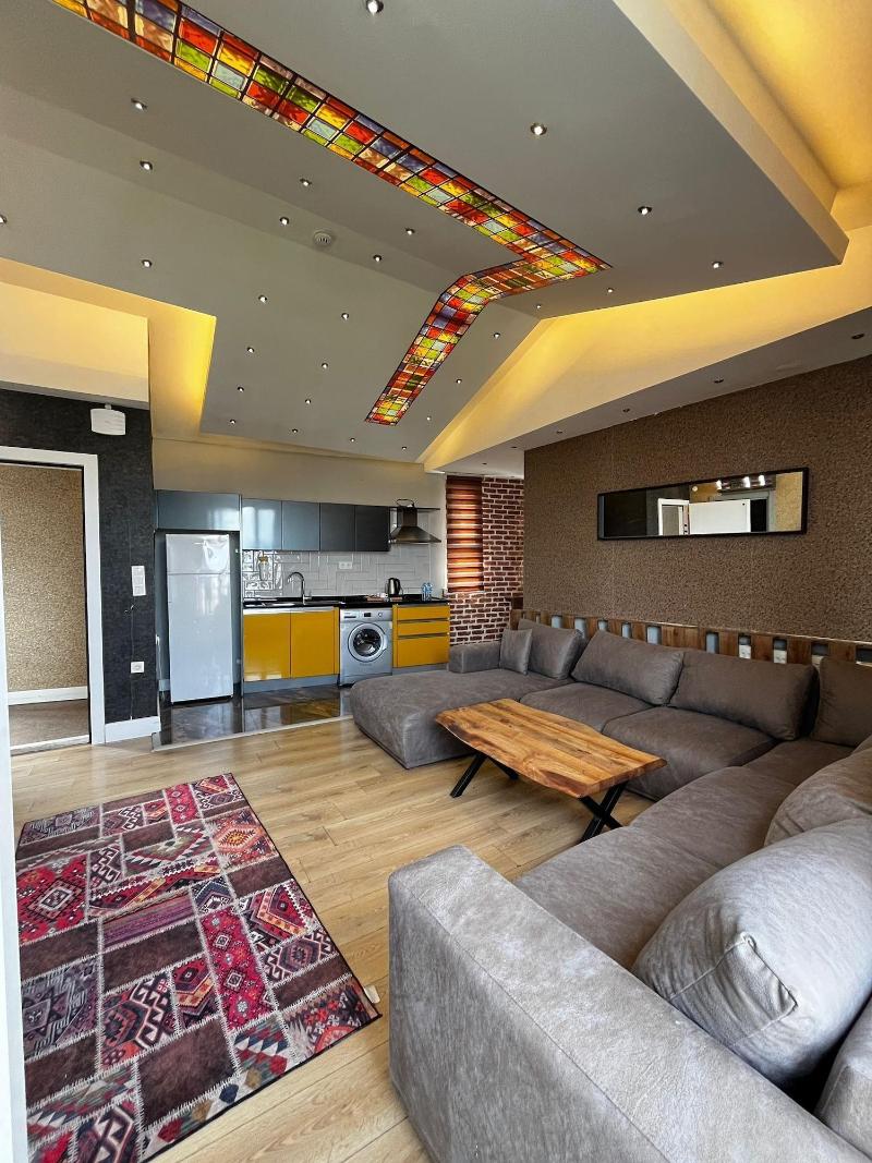 Corner Park Suites image