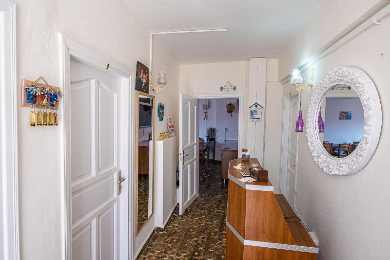 Bozcaada Lara Butik Hotel image