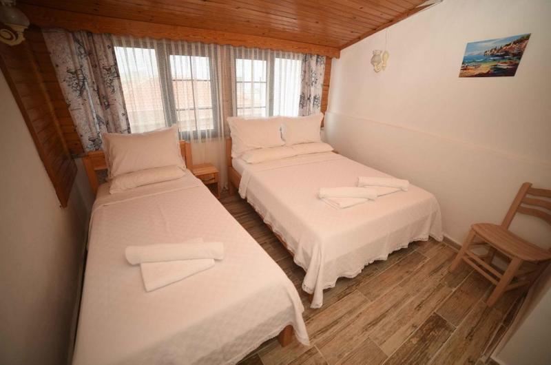 Bozcaada Lara Butik Hotel image