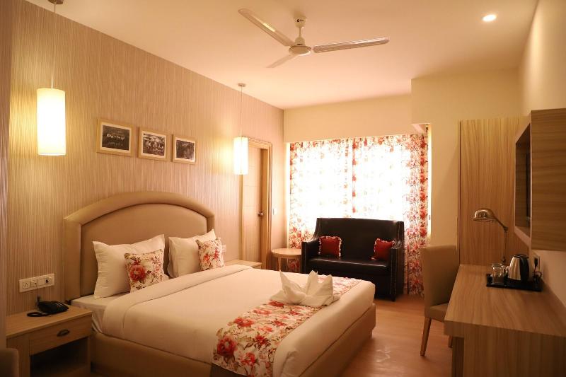 Hotel Mayvilas image