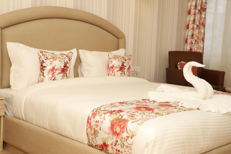 Hotel Mayvilas image