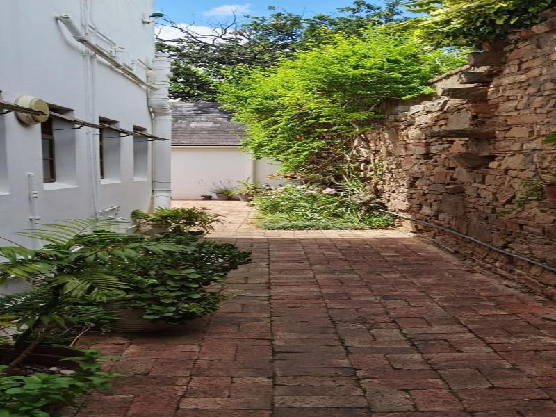 137 High Street Guest House
