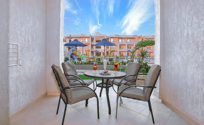 Elite Residence Tulip & Aqua Park image
