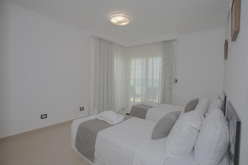 Elite Residence Tulip & Aqua Park image