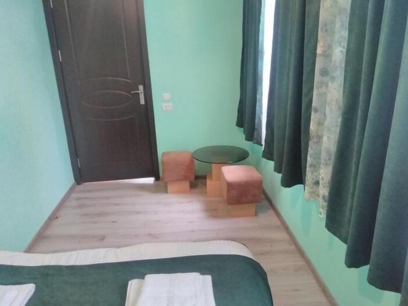 Lutrezi Guest House image