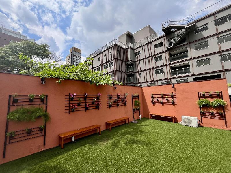 Bistu Hotel image