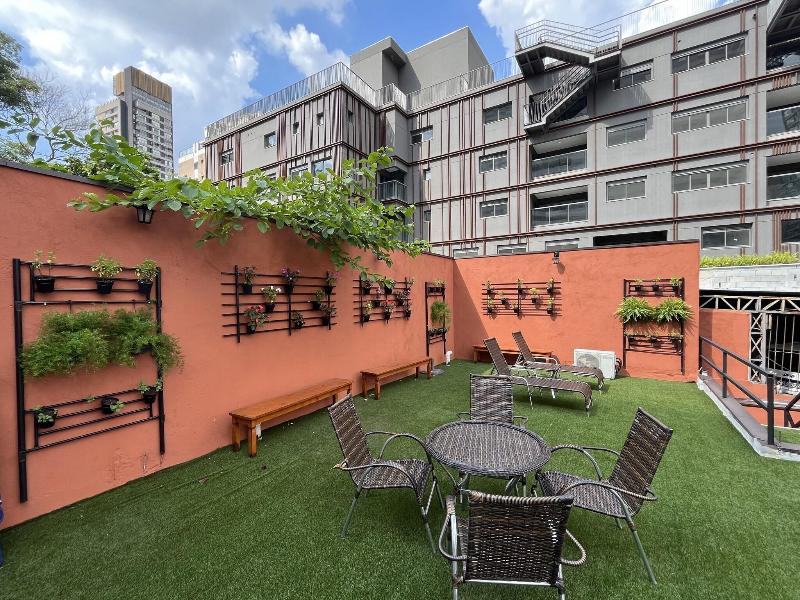 Bistu Hotel image