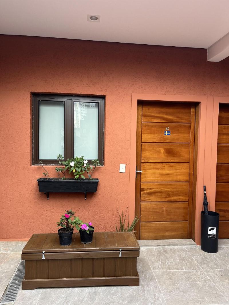Bistu Hotel image