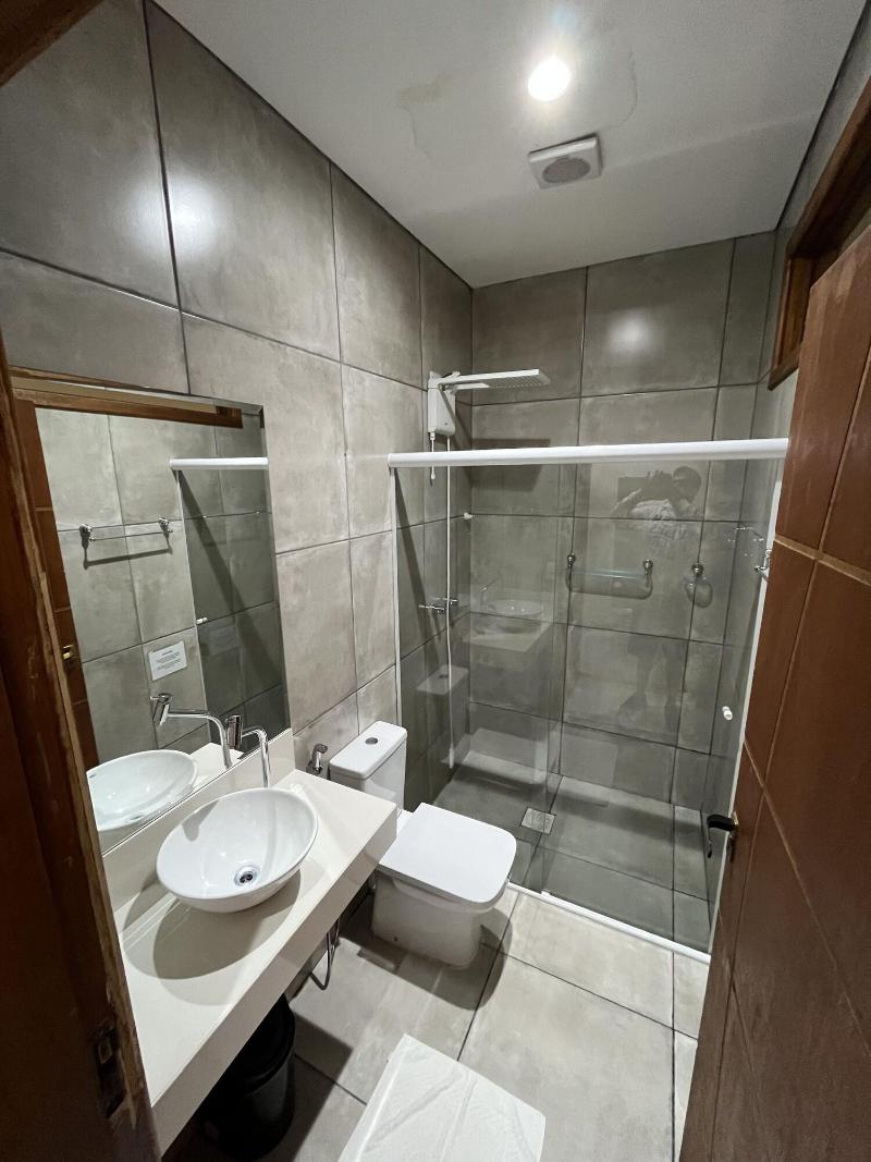 Bistu Hotel image