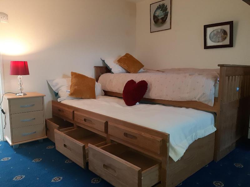 Phoenix Guest House image